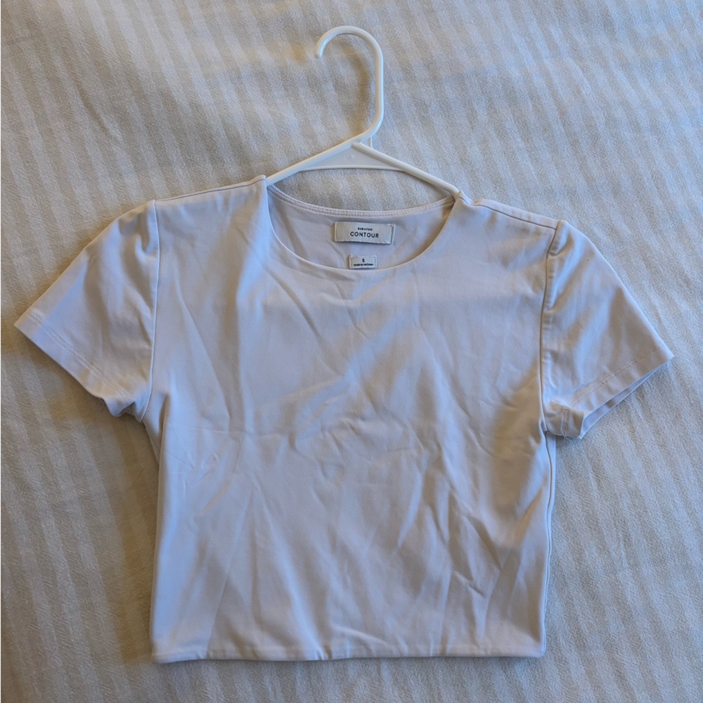 Aritzia Contour White Crop Top
